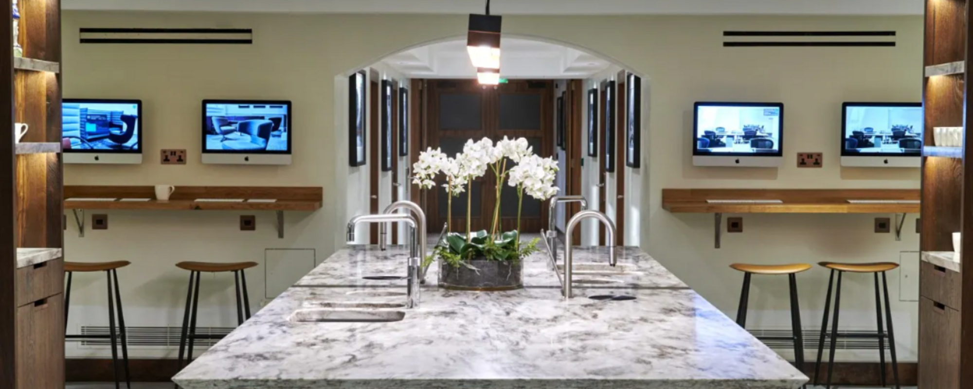 Banner Default Image